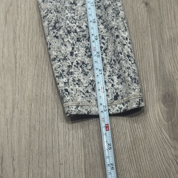 LP Set Athleta Salutation Stash Textured Tight and Exhale Bra L - Picture 5 of 9